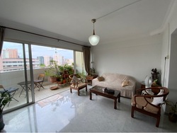 Blk 533 Hougang Avenue 6 (Hougang), HDB Executive #533545441